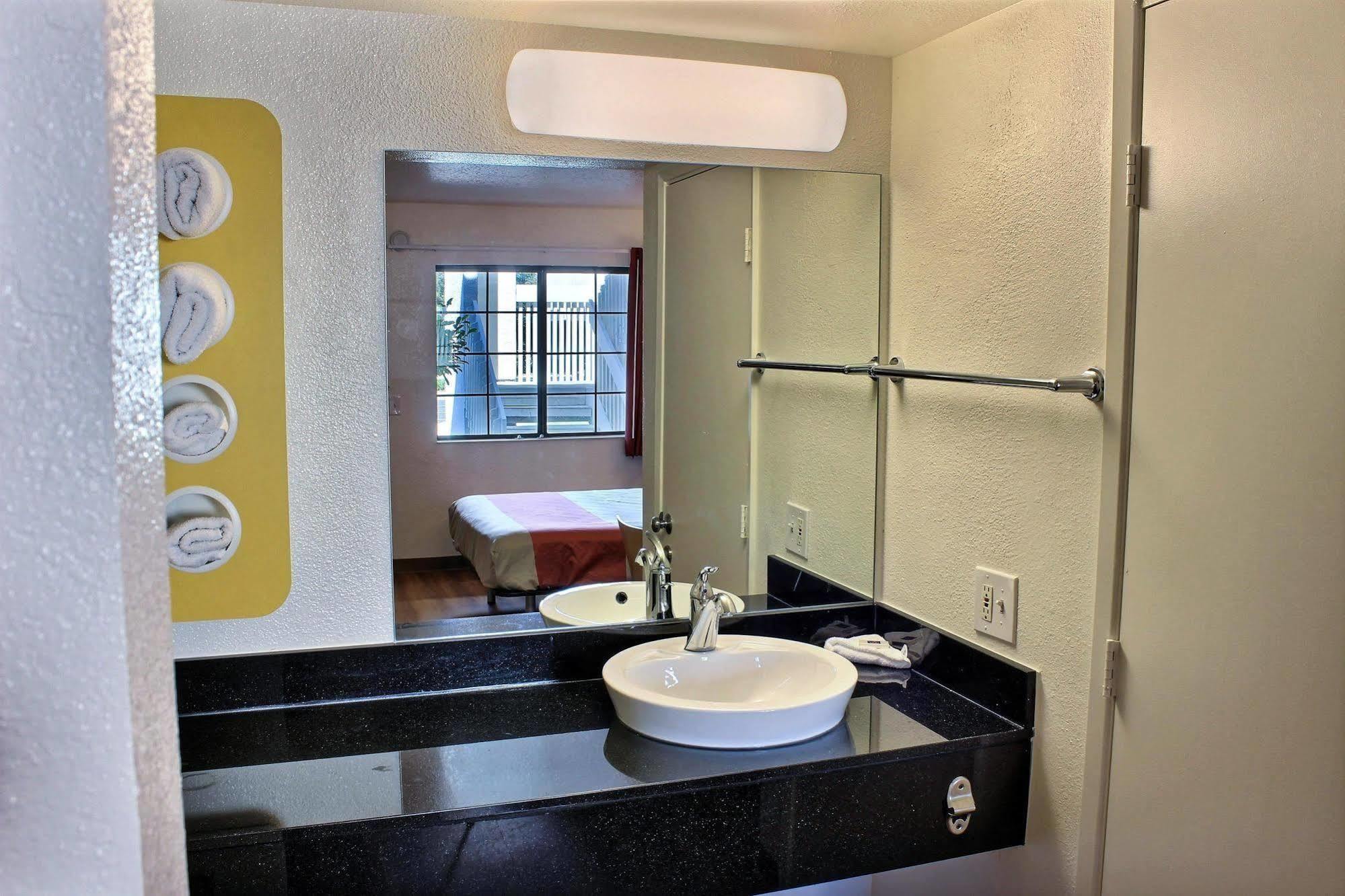 Motel 6-Paso Robles, Ca Luaran gambar