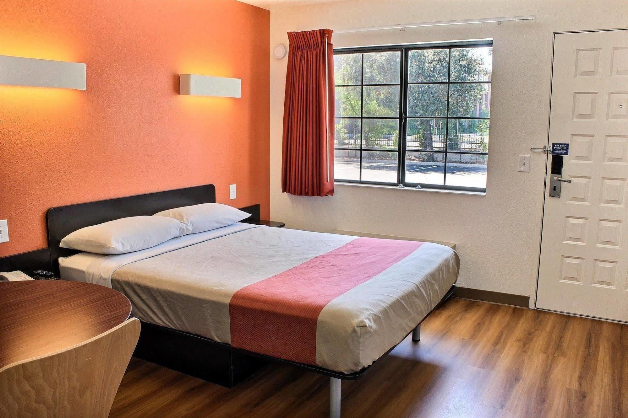 Motel 6-Paso Robles, Ca Luaran gambar