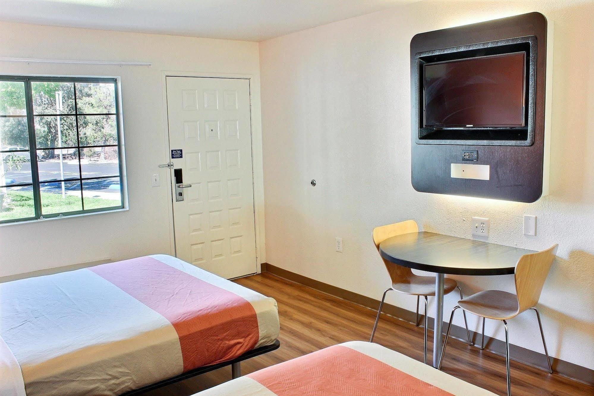 Motel 6-Paso Robles, Ca Luaran gambar